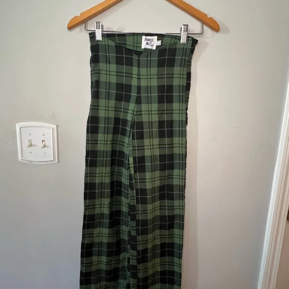 Princess Polly Plaid Green Women's Pants Holiday Plaid - Picture 2 of 7